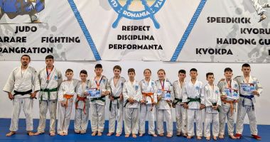Stire din Sport : Judoka de la CS Marina, printre remarcaţii Turneului internaţional „Alina Dumitru”