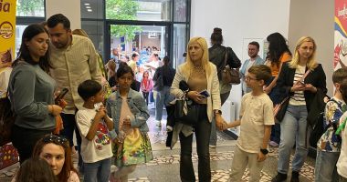 Stire din Cultură-Educație : Magie și râsete la Sala Club SNC. O zi de poveste pentru sute de copii