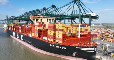 Stire din Economie : Gigantul MSC vrea să preia Şantierul Naval Damen Mangalia. „Discuţii au mai fost, nu de asta am dus lipsă”