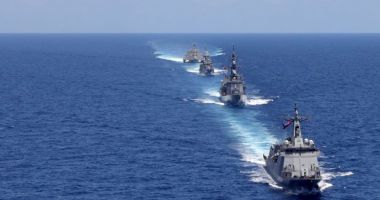 Stire din Actualitate : Exerciţii maritime comune ale Japoniei, SUA şi Filipine, un semnal trimis Chinei