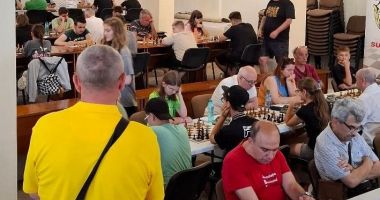 Stire din Sport : Şahiştii constănţeni, debut în forţă la „Trofeul litoralului”. Turneul s-a mutat la Mamaia!