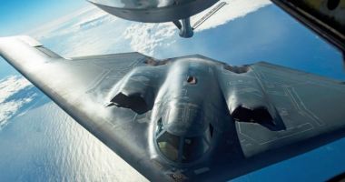 Stire din Actualitate : Atacul american asupra Iranului a inclus tactici diversioniste şi a folosit bombardierele B-2 ca armă principală