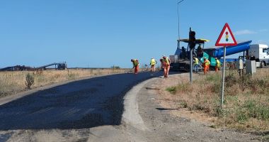 Stire din Economie : Administraţia Porturilor Maritime: Reparaţii la drumul de la Poarta 7 la Poarta 9