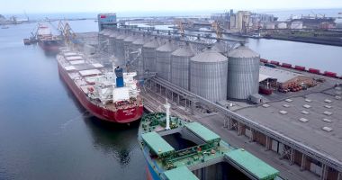 Stire din Economie : Finanţe, navigaţie, producţie de hidrocarburi. INFO economic
