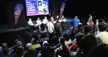Stire din Cultură-Educație : Artele spectacolului prind viață pe litoral! Începe SEAS 2025