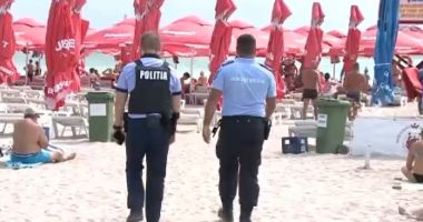 Stire din Eveniment : Scandal pe o plajă din Mamaia Nord! Trei bărbați care s-au luat la bătaie s-au ales cu dosare penale