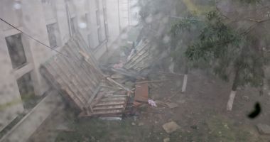 Stire din Eveniment : O femeie și-a pierdut viața în urma furtunilor din țară