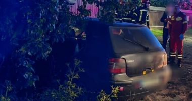 Stire din Eveniment : Accident înfiorător! O tânără de 20 de ani și-a pierdut viața, iar alți trei tineri au fost grav răniți