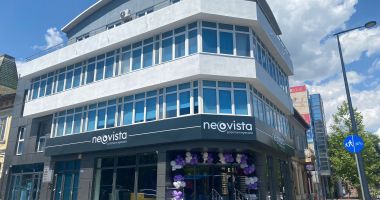 Stire din Sănătate : Neovista lansează cel mai mare showroom de optică din Constanța! Un concept store unic, amplasat pe două niveluri