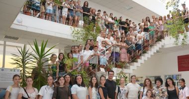 Stire din Social : Tabere de vară pentru elevii cu rezultate deosebite, la Cumpăna