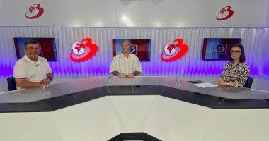Stire din Actualitate : „Jurnaliştii în direct” - Zoom pe actualitate cu Alina Gâju, Sorin Mihalache și Cătălin Huțu