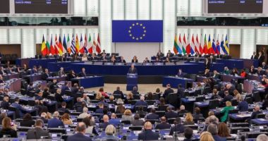 Stire din Actualitate : Socialiştii, Verzii şi Stânga Unită Europeană cer embargou asupra vânzării de arme către Israel
