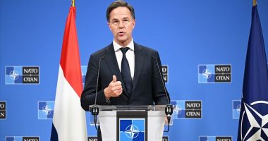Stire din Actualitate : Mark Rutte: „Teritoriul Ucrainei va fi probabil un subiect în apropiatele discuţii din Alaska”