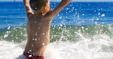 Stire din Eveniment : UPDATE Alertă pe plaja Zanzibar din Mamaia Nord. Un băiețel de șase ani a fost dat dispărut