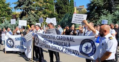 Stire din Economie : Sindicatele ies în stradă săptămâna viitoare, la Constanţa. Criză profundă la ARSVOM!