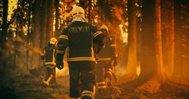 Stire din Eveniment : România trimite pompieri în Spania pentru a sprijini stingerea incendiilor de pădure