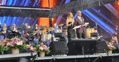 Mamaia răsună din nou. A început Festivalul de Muzică Ușoară - 3