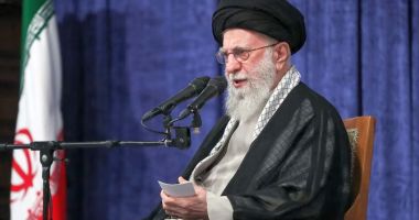Stire din Actualitate : Ayatollahul Ali Khamenei acuză Washingtonul că vrea să subjuge Iranul