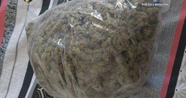 Stire din Eveniment : Prins cu aproape un kilogram de canabis, un constănțean de 33 de ani a ajuns după gratii