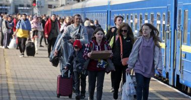 Stire din Actualitate : Preşedinte polonez cere limitarea ajutoarelor sociale pentru refugiaţii ucraineni