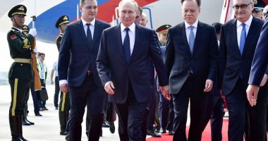 Stire din Actualitate : Vladimir Putin participă la summitul regional de securitate de la Tianjin