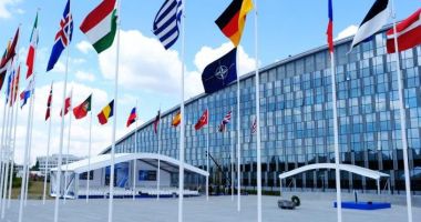 Stire din Actualitate : NATO nu tratează incidentul cu drone din Polonia drept un atac rus
