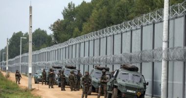 Stire din Actualitate : Rusia solicită Poloniei să redeschidă graniţa cu Belarus