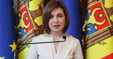 Stire din Actualitate : Preşedinta Republicii Moldova, Maia Sandu, avertizează: „Ruşii vizează diaspora!”