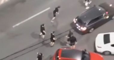 Stire din Eveniment : Bătaie ca-n filme. Mai mulţi şoferi şi pasageri şi-au împărţit pumni pe șosea, apoi au fugit