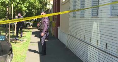 Stire din Eveniment : Casa unui tânăr a explodat când a aprins lumina. Locuințele vecinilor au fost afectate