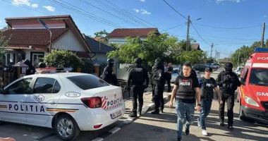 Stire din Eveniment : Dispută sângeroasă între frați, pentru un teren. Un bărbat a fost înjunghiat mortal