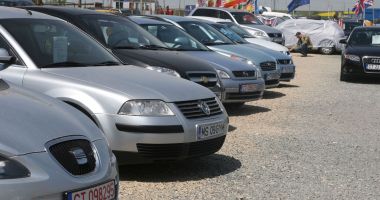Stire din Economie : Afacerile cu maşini second-hand trag pe dreapta. Scădere dramatică a vânzărilor, la Constanţa