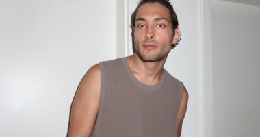 Stire din Eveniment : Fiul lui Ilie Dumitrescu va fi eliberat din arestul preventiv și va fi cercetat în arest la domiciliu