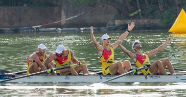 Stire din Sport : Campionatele Mondiale de canotaj de la Shanghai: Medalii de argint pentru România, în probele de patru rame