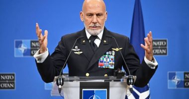 Stire din Actualitate : NATO, pregătită pentru o posibilă retragere a SUA de pe flancul estic