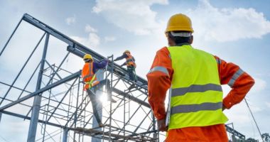 Stire din Economie : Transporturi, construcţii, finanţe. INFO economic