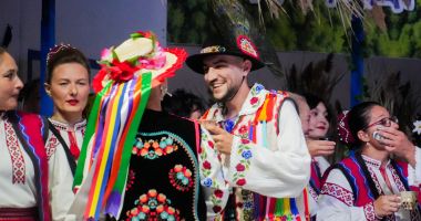 Două decenii de folclor la Cumpăna, marcate de Ansamblul Folcloric „Româncuța” cu o seară de poveste - 4