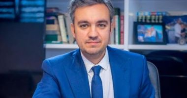 Stire din Economie : George Niculescu (ANRE): „Sunt băieţi deştepţi în piaţa de energie care au reuşit să facă profituri foarte mari”
