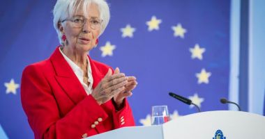 Stire din Actualitate : Christine Lagarde: „Toate instituţiile europene privesc situaţia din Franţa”
