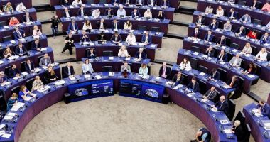 Stire din Actualitate : Parlamentul European solicită sancţiuni UE împotriva ameninţărilor hibride ruseşti