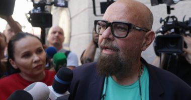 Stire din Eveniment : Piedone, trimis în judecată de DNA. Este acuzat că ar fi avertizat un hotel despre un control ANPC