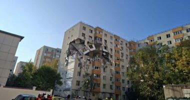 Stire din Eveniment : Administratora blocului care a explodat, audiată. Iată pe cine acuză că a rupt sigiliul