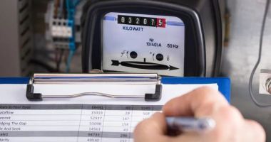 Stire din Social : Ce facturi la energie electrică şi termică îi aşteaptă pe români din noiembrie