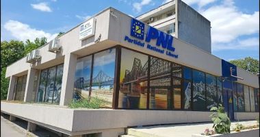 Stire din Politică-Administrație : PNL a stabilit candidații la primăriile Dobromir și Lumina