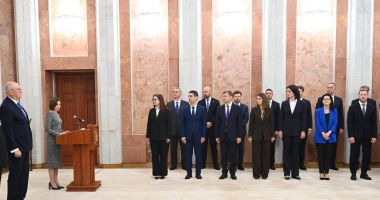 Stire din Actualitate : UE, pace, dezvoltare! Noul guvern al Republicii Moldova a depus jurământul