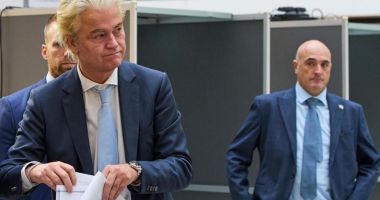 Stire din Actualitate : Alegeri în Olanda. Liderul extremei drepte, Geert Wilders, și-a recunoscut înfrângerea