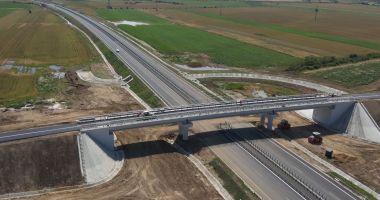 Stire din Economie : Bursă, infrastructură rutieră, inflație. INFO economic