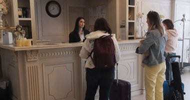 Stire din Social : Minivacanță de 1 Decembrie. Prețuri speciale în extrasezon de la 300 de lei