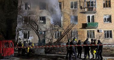 Stire din Actualitate : Ucraina acuză Rusia că își continuă planul de război în timp ce toată lumea vorbește despre pace