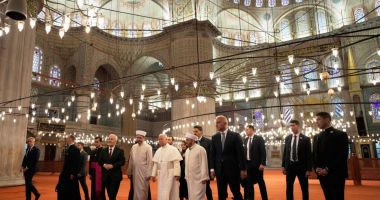 Stire din Actualitate : Papa Leon al XIV-lea a oficiat prima slujbă în Turcia, după ce a vizitat Moscheea Albastră din Istanbul